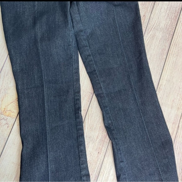 The Limited 678 Dressy Denim Jeans 2 Short Flare - Picture 6 of 8